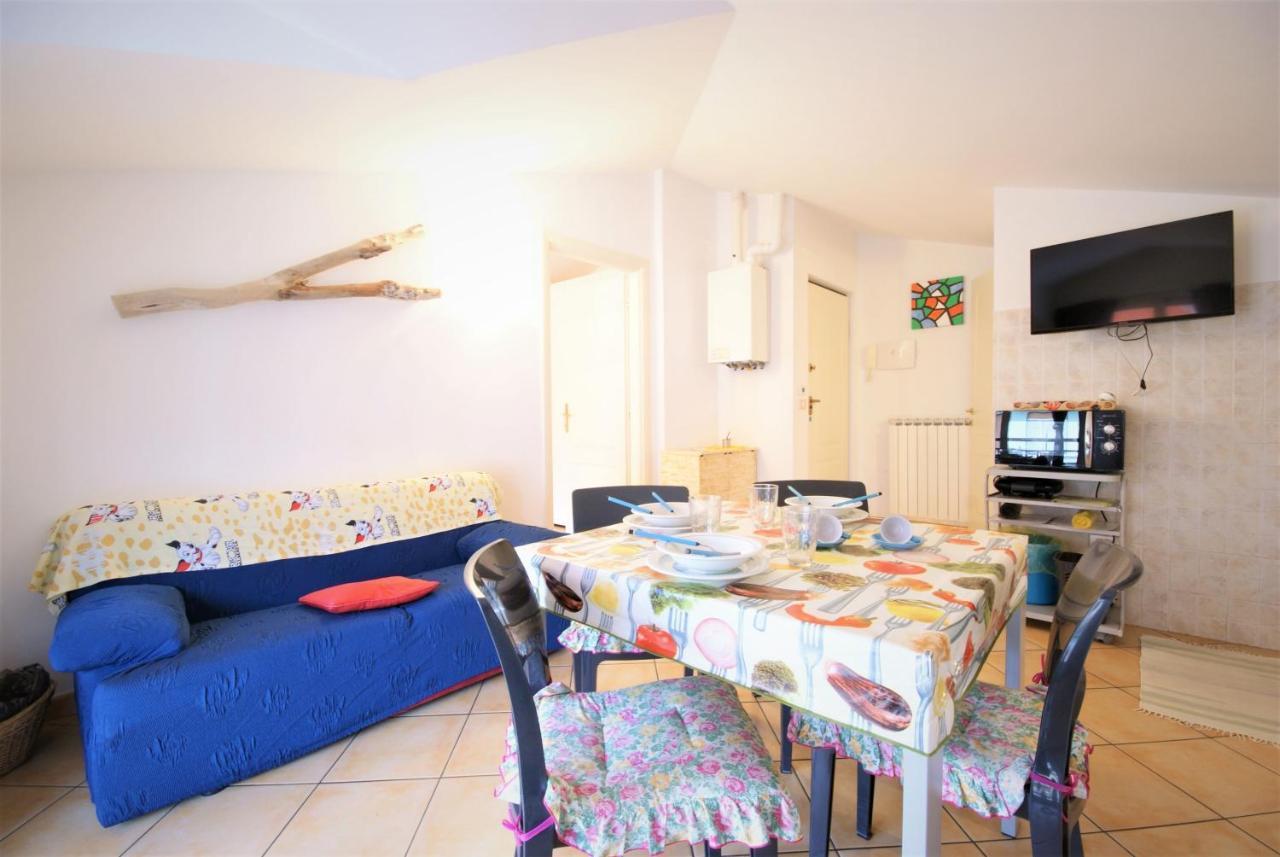 Apartamento Da Alessia Riva Ligure Exterior foto
