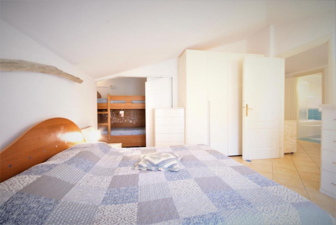 Apartamento Da Alessia Riva Ligure Exterior foto