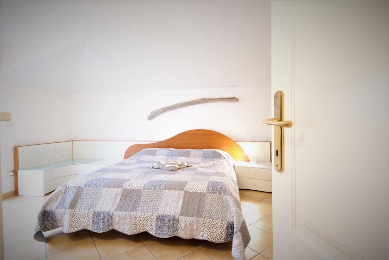 Apartamento Da Alessia Riva Ligure Exterior foto