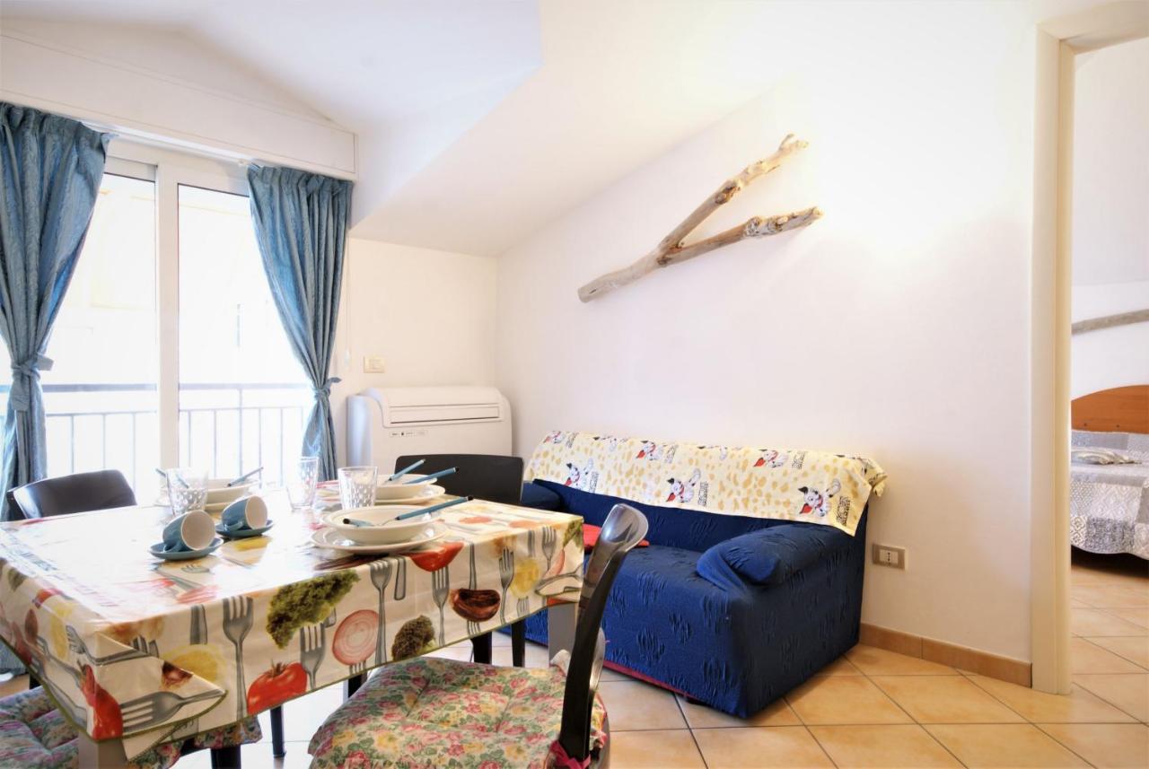 Apartamento Da Alessia Riva Ligure Exterior foto