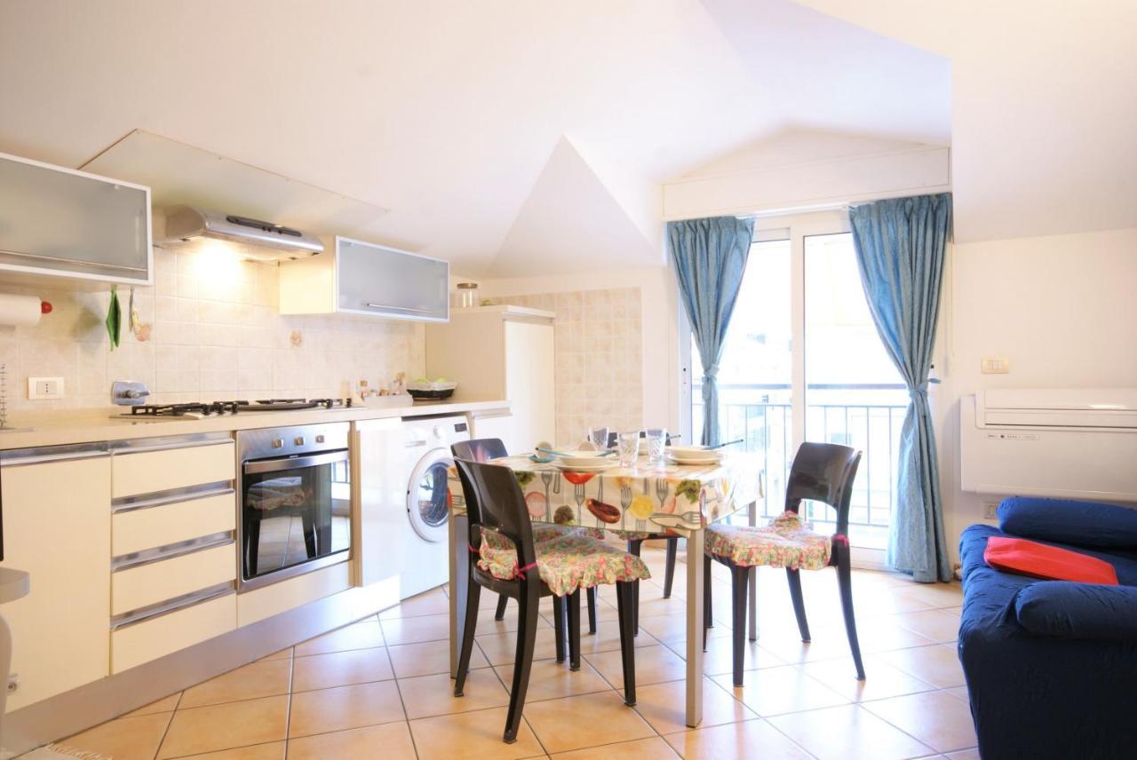 Apartamento Da Alessia Riva Ligure Exterior foto